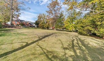 8216 Mackenzie Rd, Affton, MO 63123