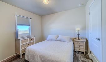 10747 S Paradise Trails Rd, Yucca, AZ 86438