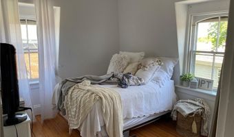 10 Clarke St, Newport, RI 02840