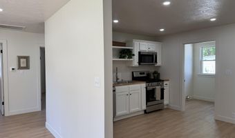 156 S Miller Ave, Albany, IN 47320
