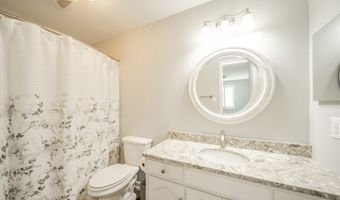 3711 Ironwood Pl, Anderson, IN 46011