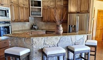 780 Rickets Ln, Ardmore, OK 73401