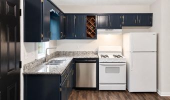 4394 Overlook Dr, Acworth, GA 30101