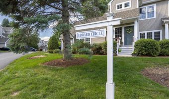 16 Edward Cir, Bedford, NH 03110