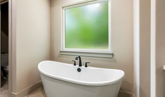9 Mere Ln, Bella Vista, AR 72714