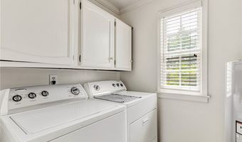 14383 Country Club Dr, Ashland, VA 23005