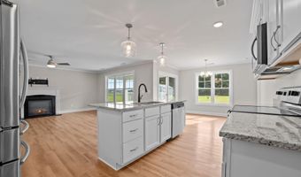 3671 Bellflower Dr, Ayden, NC 28513