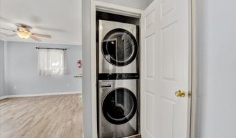 215 Laurel Dr, Bayville, NJ 08721