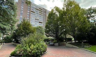 10 Hawthorne Place 106, Boston, MA 02114