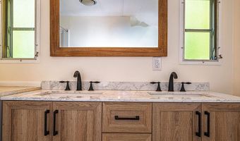 11 Gray Rd, Barnstead, NH 03225