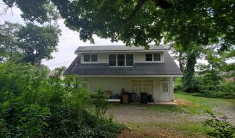 92 Compton St, Belford, NJ 07718