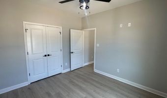1001 Duke Dr, Bauxite, AR 72011