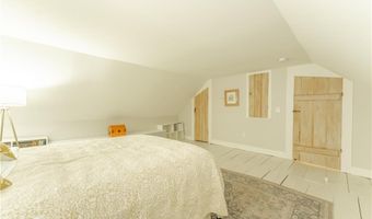 99 Highview Ave, Hopkinton, RI 02832
