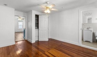 30 Catherine St 3, Bristol, RI 02809