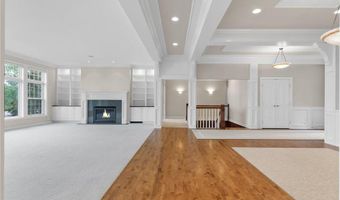 1505 Edgewater Ave, Arden Hills, MN 55112