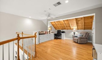 22 Prestwick Rd 22, Bourne, MA 02532