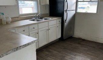 564 Euclid Ave, Akron, OH 44307