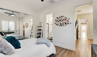 11251 La Madre Ridge Dr, Las Vegas, NV 89135