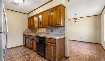2205 Meadow Ln, Barling, AR 72923