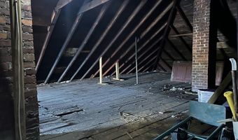 16 Walter St, Bangor, ME 04401