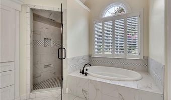 5035 Towne Lake Hls N, Woodstock, GA 30189