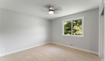 1006 Grant St, Anoka, MN 55303
