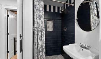 9 COLLEGE Ave, Annapolis, MD 21401
