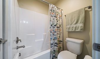 3523 NE Crystal Springs Dr, Bend, OR 97701