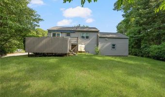 40 Red Oak Dr, Coventry, RI 02816