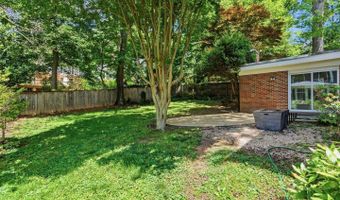 5605 WOOD Way, Bethesda, MD 20816