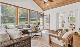 460 Cavill Creek Rd, Barboursville, WV 25504