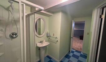 624 Kersten St, Bottineau, ND 58318