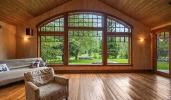500 Wild Swan Trl, Bigfork, MT 59911