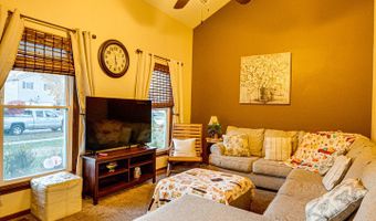 1715 Riverwood Dr, Algonquin, IL 60102