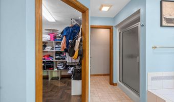 N3880 ANITA WIECKERT Road, Appleton, WI 54913