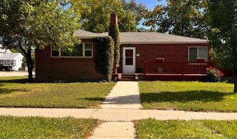 819 Black Hills Ave, Alliance, NE 69301