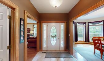 2 Ewes Ln, Bella Vista, AR 72715