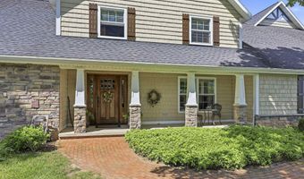 W2530 BROOKHAVEN Drive, Appleton, WI 54915