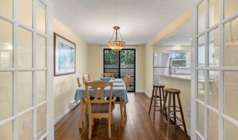 405 Village Dr, Bourne, MA 02532