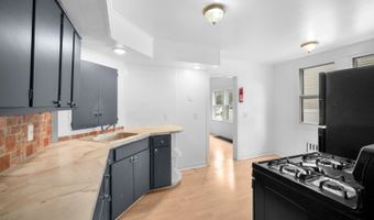 86 W Main St 2, Bergenfield, NJ 07621