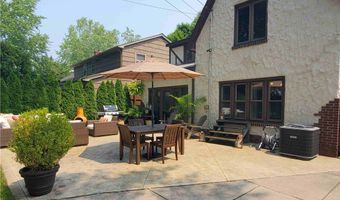 165 Lamarck Dr, Amherst, NY 14226