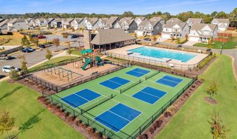 6015 Thicket Ln, Boiling Springs, SC 29316