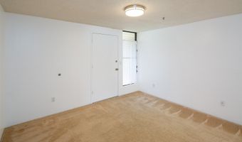 2860 Waialae Ave 302, Honolulu, HI 96826