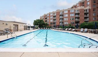3650 S GLEBE Rd 450, Arlington, VA 22202