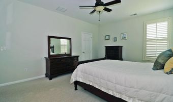64 Heritage Point Blvd, Barnegat, NJ 08005