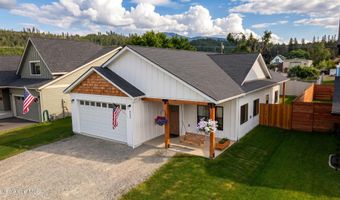 6806 Selkirk St, Bonners Ferry, ID 83805