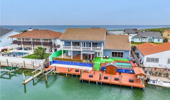 214 Bayview Dr, Aransas Pass, TX 78336