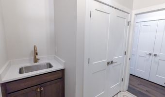 727 E Lexington Ln, Andover, KS 67002