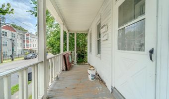 556 N Pearl St, Menands, NY 12204