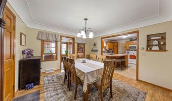 302 W Douglas St, Arlington, MN 55307